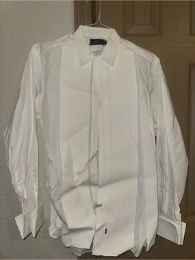 MARCS White Pleated Front Dress Shirt